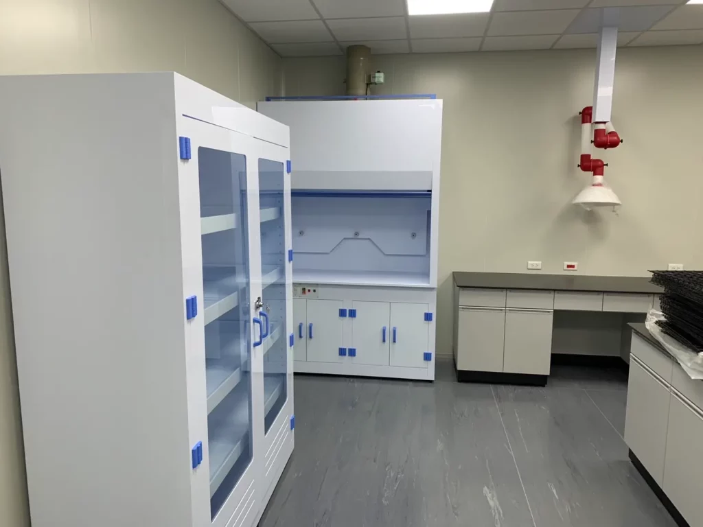 優美科國際小型化學分析實驗室建置小型辦公室建置18