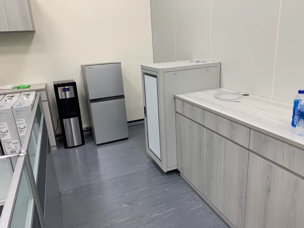 小型化學分析實驗室建置+小型辦公室建置 優美科國際小型化學分析實驗室建置小型辦公室建置2