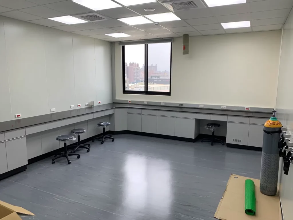 優美科國際小型化學分析實驗室建置小型辦公室建置5